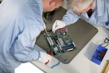 Laboratory with ESD-safe testing environment